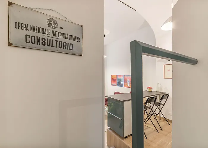Apartment Guesthost - Monti Artistic Flat