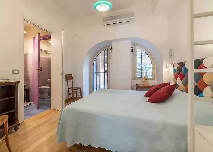 Apartment Guesthost - Monti Artistic Flat Rom
