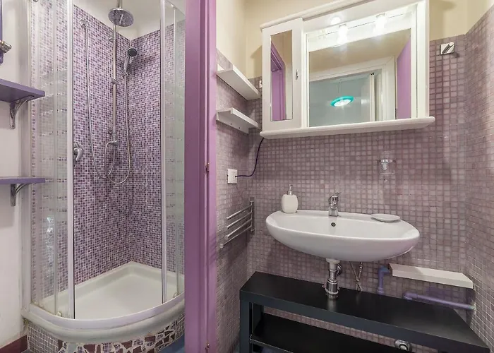 Guesthost - Monti Artistic Flat Apartment Rom