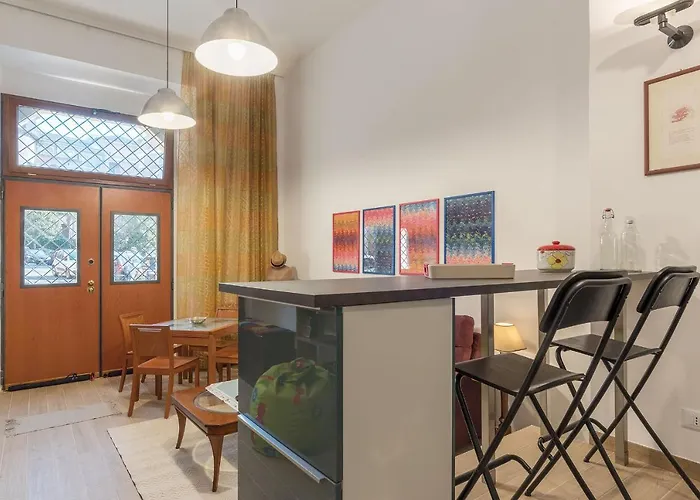Apartment Guesthost - Monti Artistic Flat